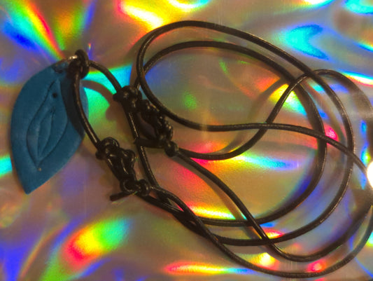 Necklace Vulva